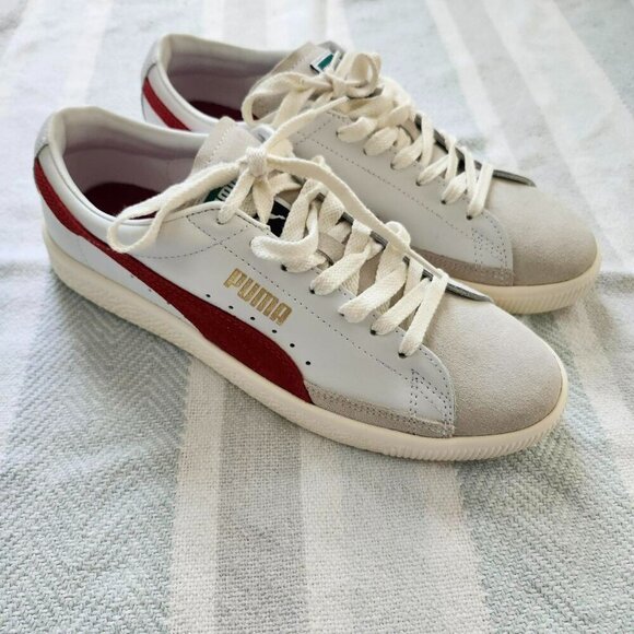 New in box Puma Clyde trainers in white and red - Picture 1 of 6